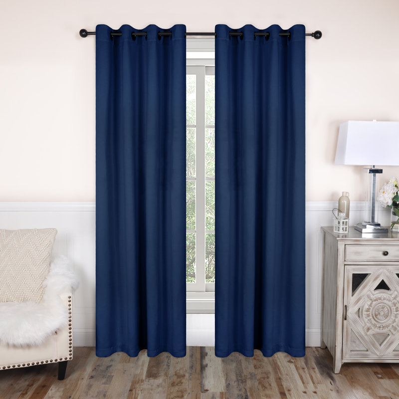 Paire de rideaux obscurcissant avec œillets Millendon, Sangria, L 46 po x L 84 po