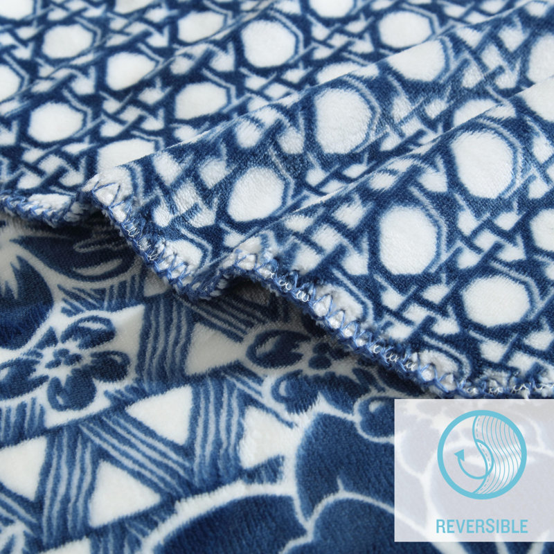 Lanikai Fronds Blanket, King, Blue/White