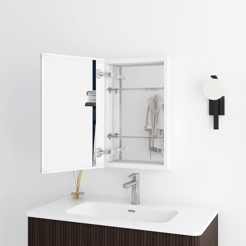 Pharmacie rectangulaire avec miroir, H 24 po x l 15 po x P 4,63 po, Argent argent