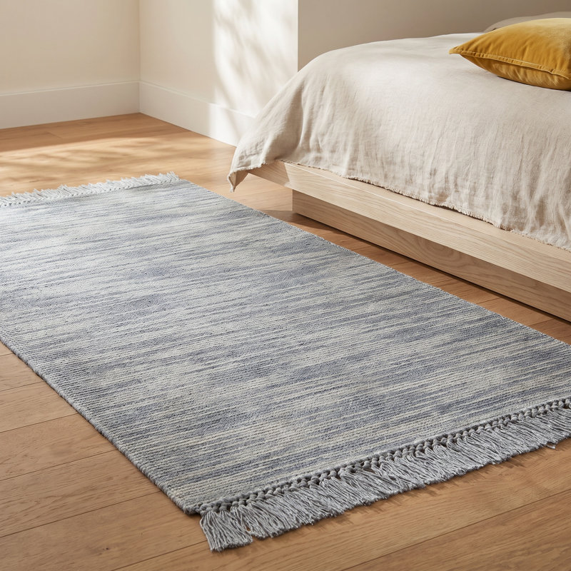 Liska Hand Loomed Wool Indoor Rug, Rectangle 3' x 5'