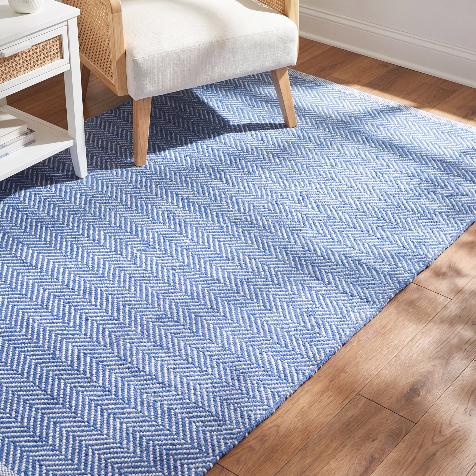Herringbone French Blue White Outdoor Rug, Rectangle 3' x 5'