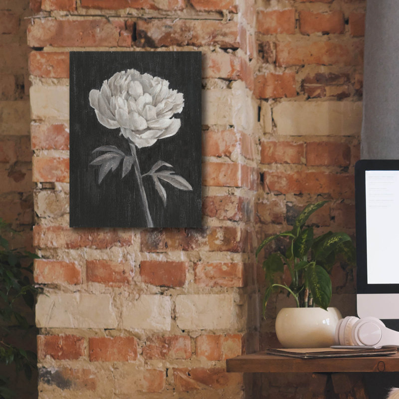 «Black and White Flowers 1» par Ethan Harper, art mural sur toile