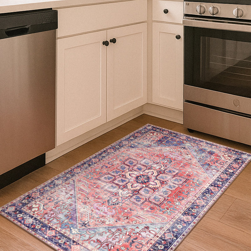 Seraphina Multicolor Machine Washable Non-Slip Stain-Resistant Traditional Vintage Medallion Bedroom Kitchen Entryway Area Rug - 3'x5'