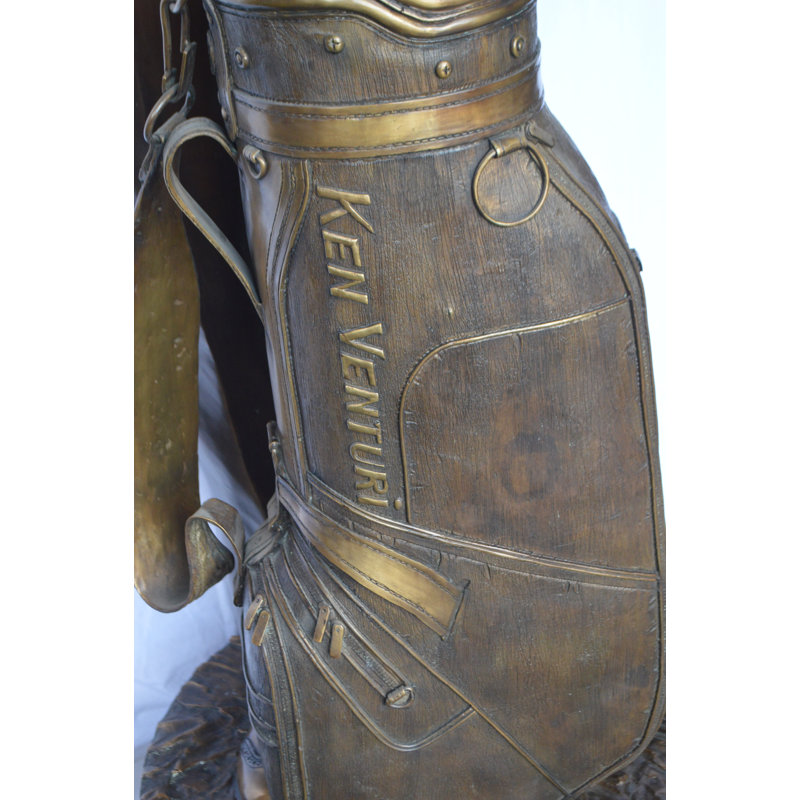 Statue de golfeur géant en bronze Ken Venturi - Taille: L 32 po x l 30 po x H 80 po.