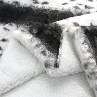 Couverture en fausse fourrure Citraka