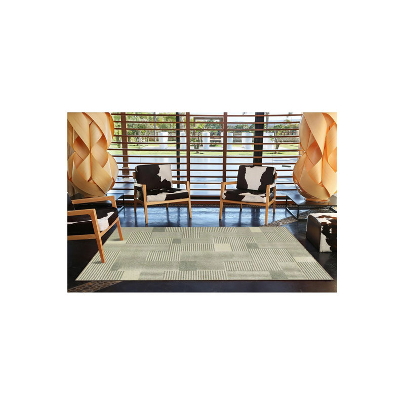 Tapis vert lavable à motif tissé vert, Sous-tapis rectangulaire 4 pi 7 po x 6 pi 7 po inc