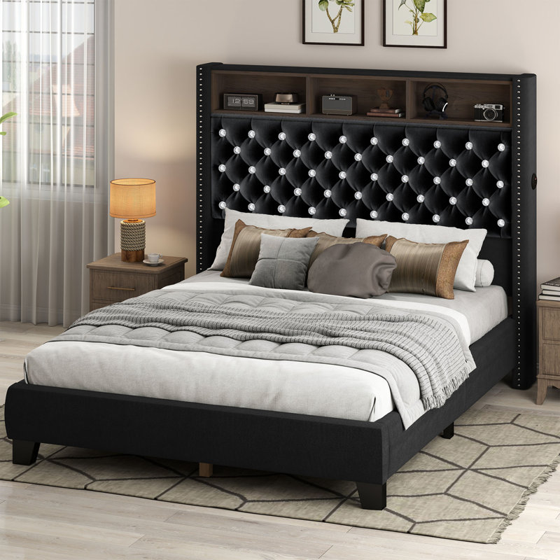 Structure de lit tapissier Velvet, tête de lit capitonnée en cristal de 58 po de hauteur avec prises de courant, Beige, Grand