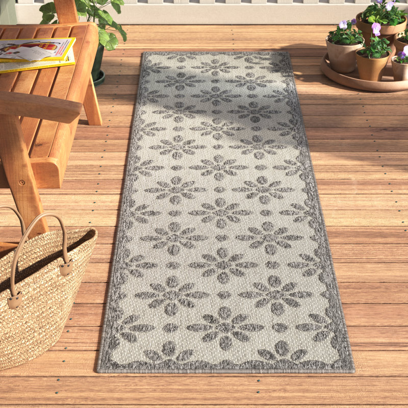 Anneke Floral Rug, Runner 2'2" x 7'6"