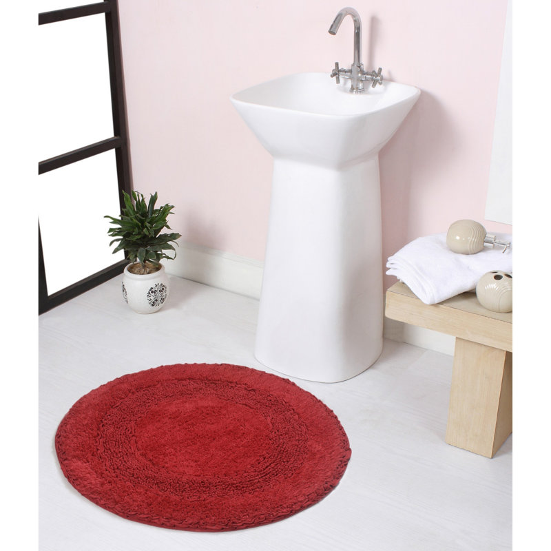 Plush Cotton Round shape bath Rug, Red, 22"W x 22"L