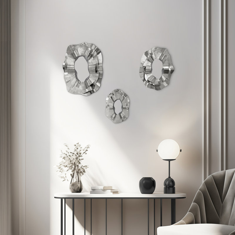Miroir mural décoratif rond en métal Nikolas, Argent argent