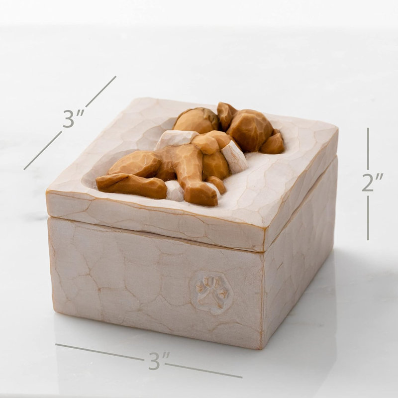 Hug (Golden Dog), Sculpted Hand-Painted Keepsake Box
