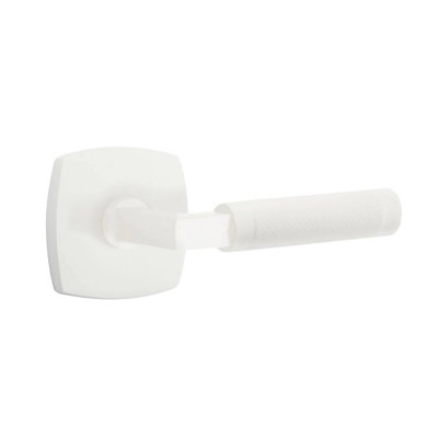 Mortaise intérieure Emtek Select avec rosette Urban Modern et tige carrée en L, levier moleté