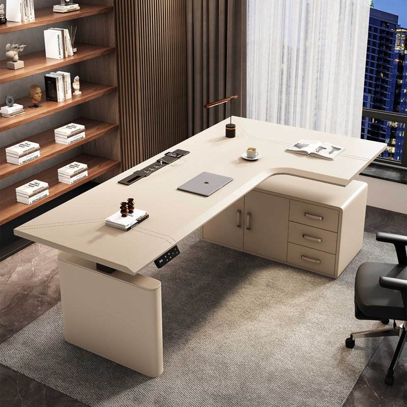 Bureau de 55,25 po moderne en forme de L à hauteur ajustable électrique de luxe, entièrement revêtu de cuir de selle avec armoire latérale et prises intégrées