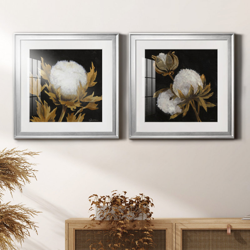 Cotton Balls I - Cadre photo, Encadrement argenté, Blanc, H 17,5 po x l 35 po x P 1,5 po