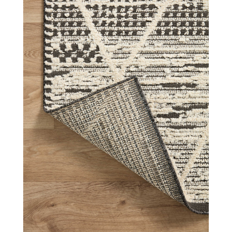 Moroccan Machine Made Power Loom Polyester Area Rug in Charcoal/Ivory, Rectangle 7'10" x 10'