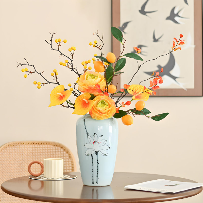 Ornements de fleurs simulées