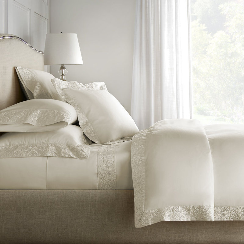 Ariane Duvet Cover Set, Queen Duvet Cover + 2 Standard Sham, Ivory