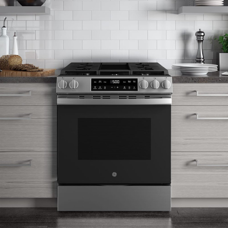 GE Appliances 30" 5.3 Cubic Feet Natural Gas Slide-in Range