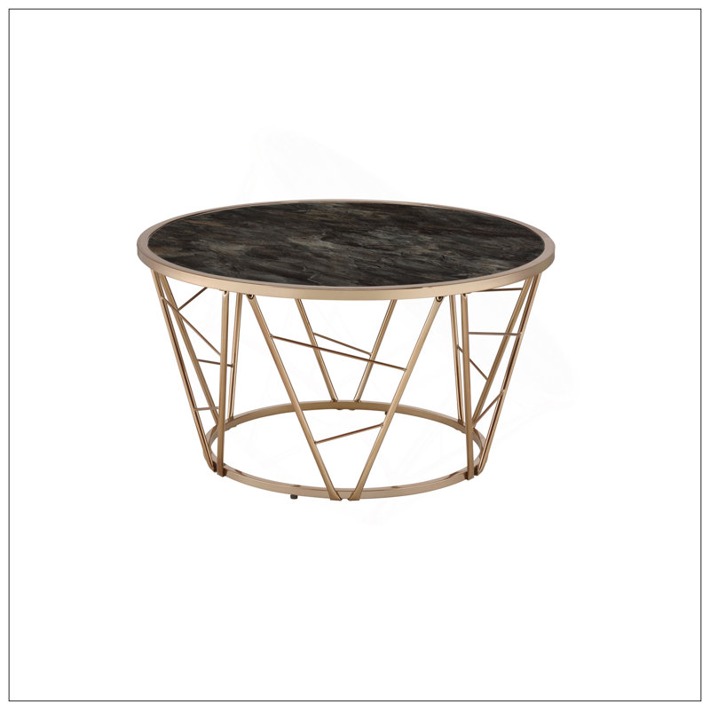 Table basse chic en métal et en verre avec base élégante et plateau lisse