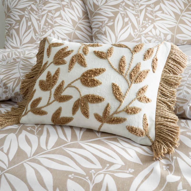 Tufted Sorrel Leaves Cotton Cushion, Beige