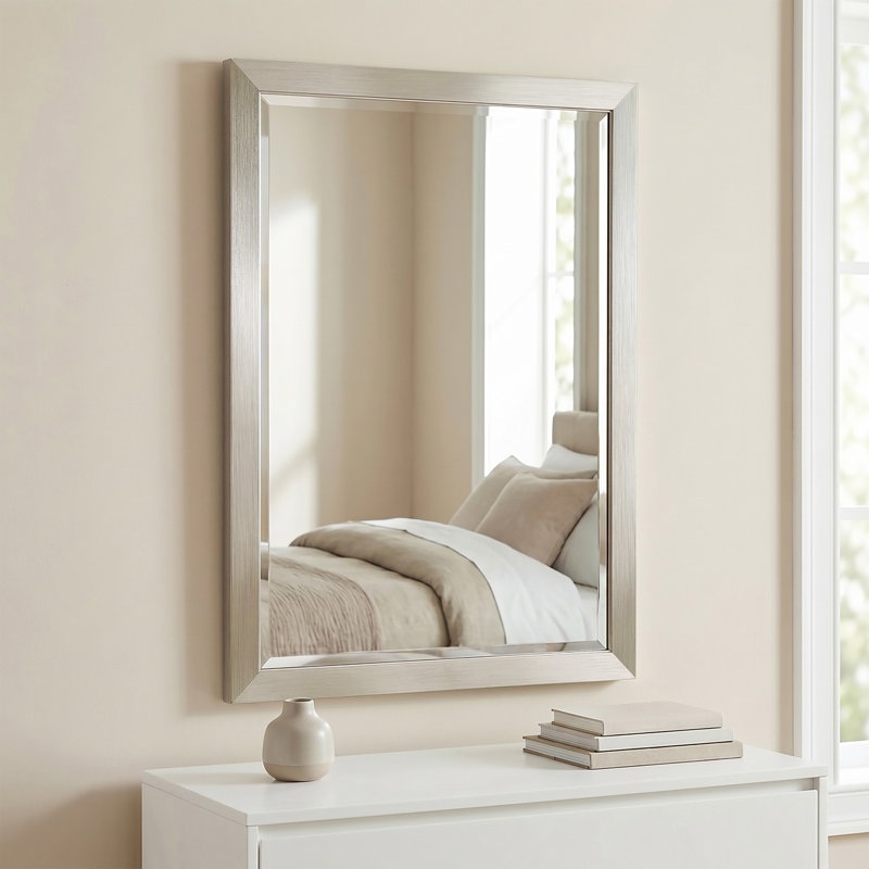 Miroir de salle de bain biseauté Alvaretta, Nickel brossé, 44 po x 34 po