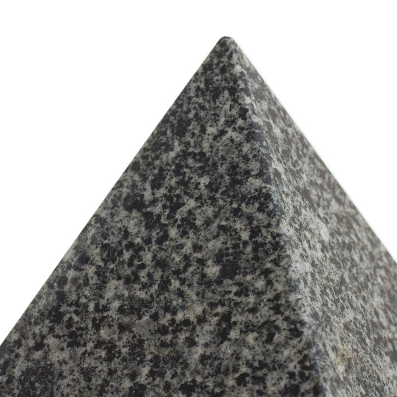 Figurine de tourmaline et de quartz Eissa
