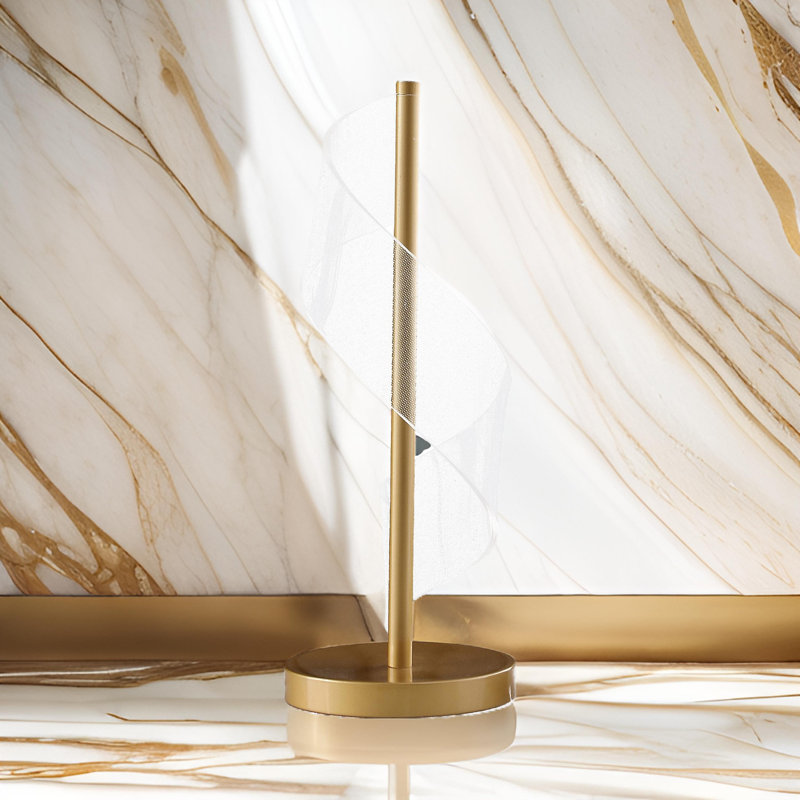 Lampe de table dorée 18,75 po