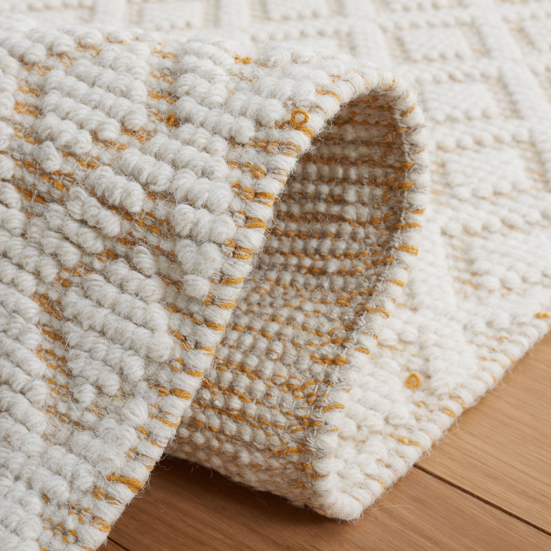 Nystead Geometric Handwoven Flatweave Wool Area Rug in Ivory/Gold, Square 6'