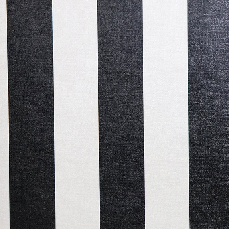 Rouleau de papier peint l 33 pi x p 20,5 po Wilmont, Noir / Blanc