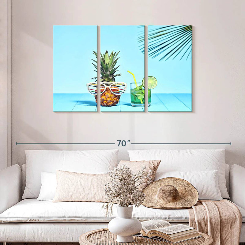 Yarlin Cool Summer Pineapple, 28" H x 45" W