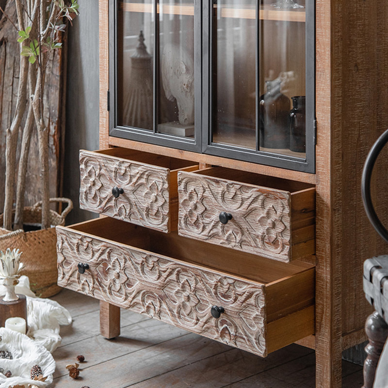 Buffet en bois massif