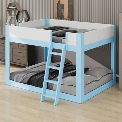 Bunk bed with reversible ladder and guardrails for low ceilings and kids rooms