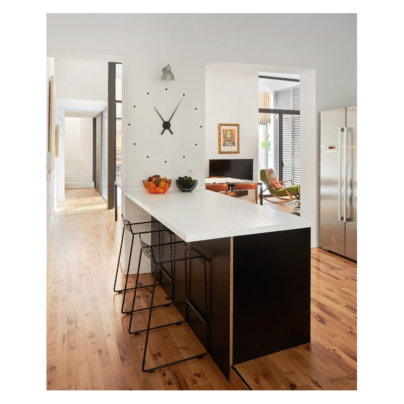 OJ Analog Wall Clock, Black, Large