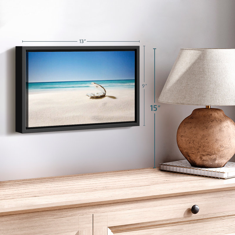 «Oyster Pearl on Sandy Beach», reproduction sur toile, H 9 po x l 13 po