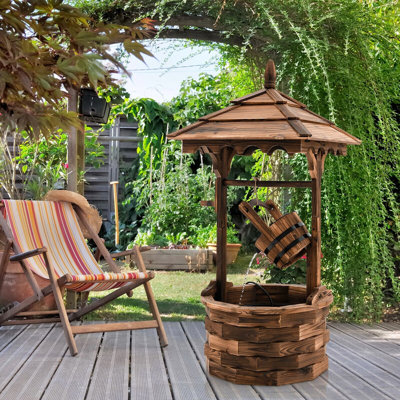 Outdoor Wood Fountain