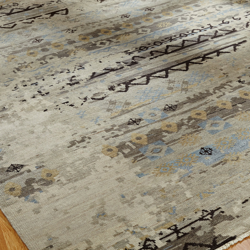 Etien Hand Knotted Geometric Area Rug, Rectangle 3' x 5'