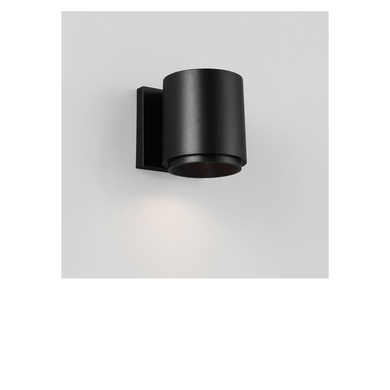 Huntwick LED Round Outdoor Wall