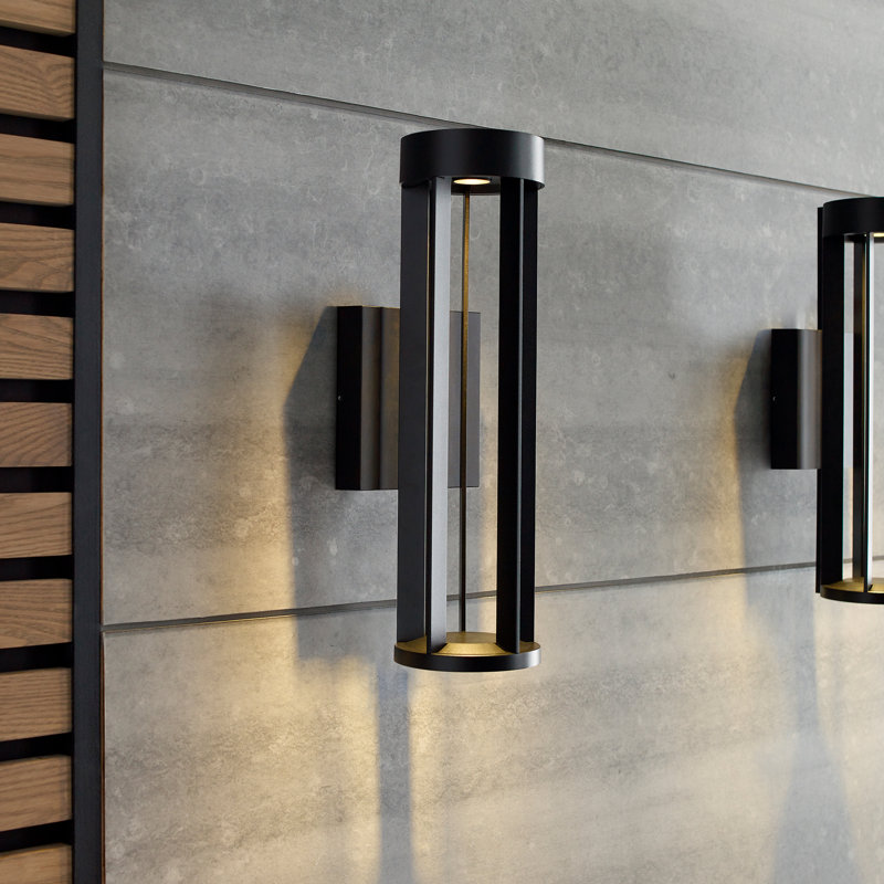 Turbo LED Outdoor Armed Sconce, Black