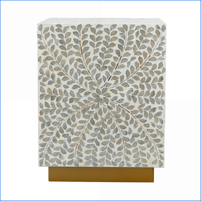Tabouret décoratif, coquille de Capiz blanc crème & amp; Base dorée, 14 x 14 x 18 po - salon, entrée | Crème, blanc, or | Panneau de fibres à densité moyenne, Capiz