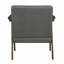 Fauteuil d'appoint moderne en bois d'hévéa massif, revêtement en tissu brun, assise rembourrée contemporaine.