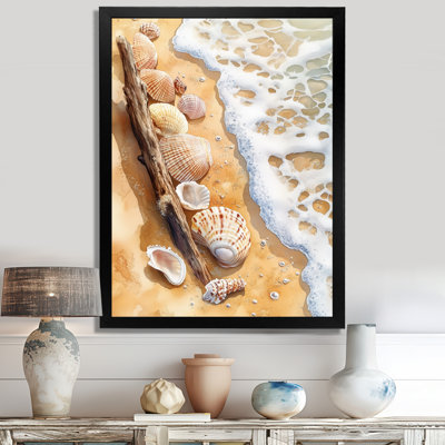 Coquillages blancs et bruns sur la plage de sable II - Tableau encadré de plage côtière