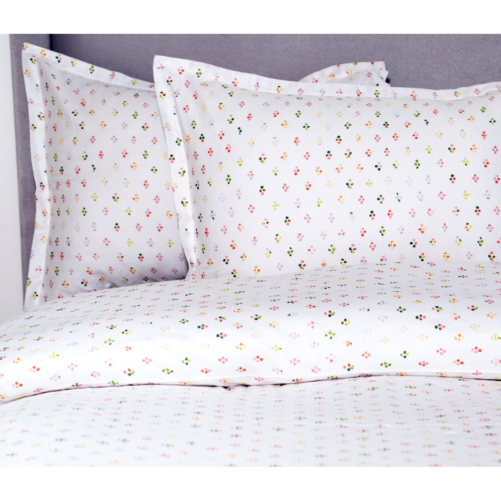 Byrne Cotton Duvet Cover Set, King Duvet Set + 2 Sham, Yellow/Green/Red