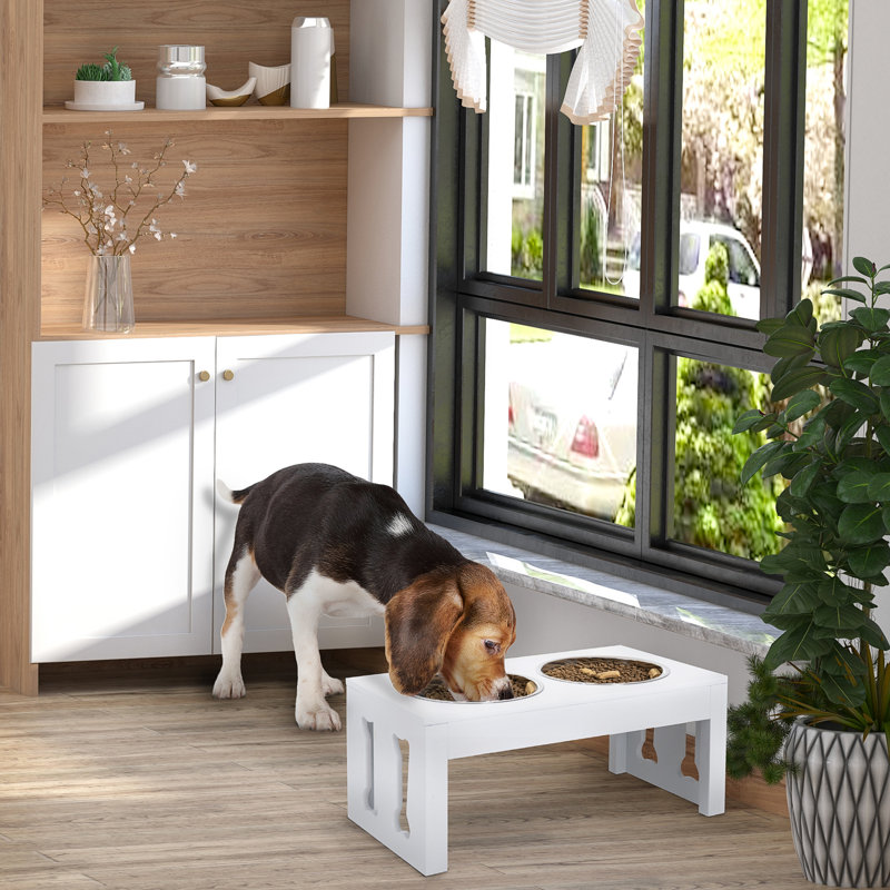 La station de jeu pour chien surélevée blanche de 23 po garde la zone d'alimentation au sec et nettoie la station de nourriture robuste pour une meilleure santé