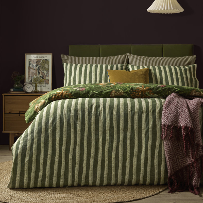 Nya Woodland Cotton Blend Striped Duvet Cover Set, King Duvet Cover + 2 Standard Pillowcases, Red Striped