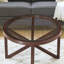 Table basse moderne simple en verre, table basse en verre trempé et base en bois massif-246510153
