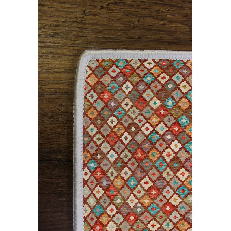 Tapis rouge luxueux 5,9 x 9,2 pi | 100% polyester, 650 g / m², hauteur des poils de 0,16 po | Pois en PVC lavable à la machine, antibactérien, écologique et antidérapant | Parfait pour le salon, la chambre à coucher ou le bureau