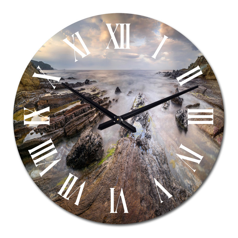 Horloge murale côtière et côtière inhabituelle en Corse, Moyen