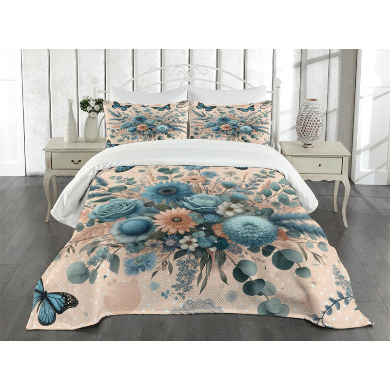 Floral Coverlet, Queen Coverlet / Bedspread + 2 Standard Shams