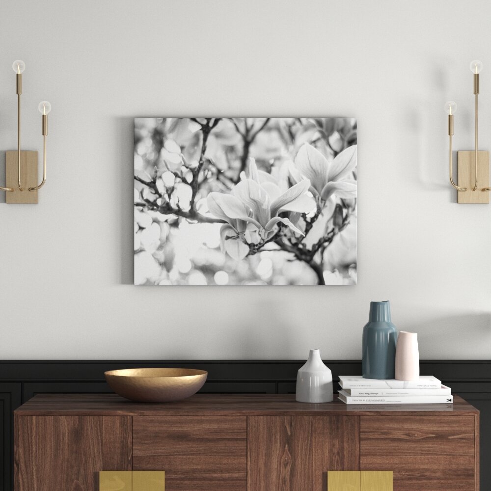 Leinwandbild „Magnolienblüten im Frühling“, Fotodruck