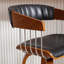 Chaise pivotante moderne et élégante à hauteur de siège baquet de 26 po avec dossier et accoudoirs-623018176